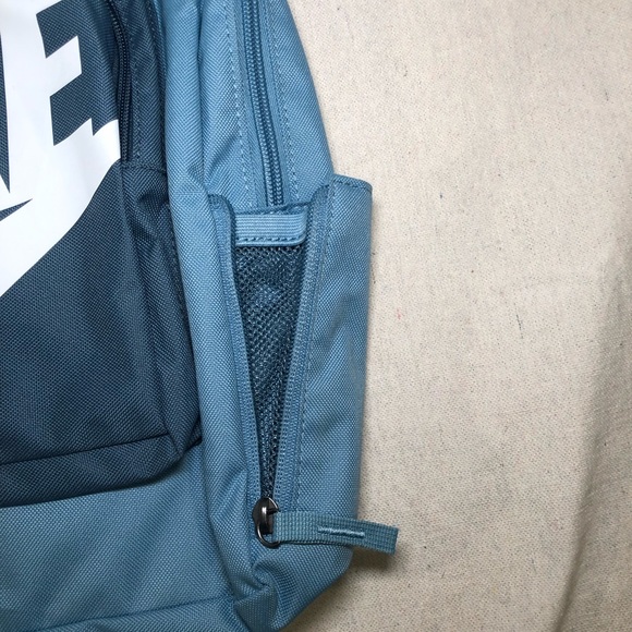 Nike 72 Spellout Backpack - Picture 4 of 5